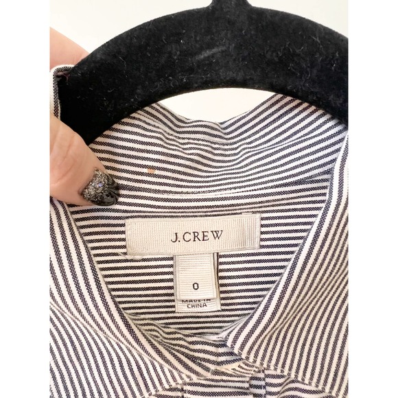 J. CREW Women's Black/White Stripe Half Button Popover Boyfriend Shirt sz 0 - Picture 9 of 10